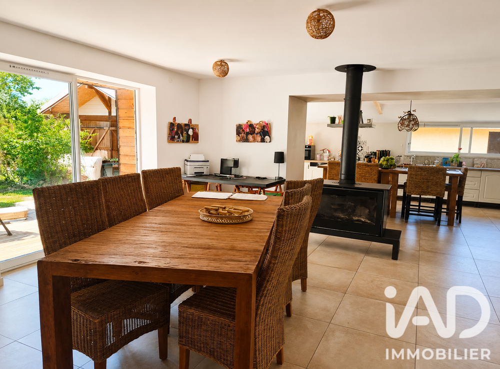 Vente Maison Vente Maison de campagne 8 pièces Saint-père-en-retz