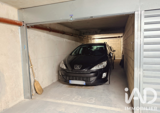  Parking / Garage à vendre 32 m²