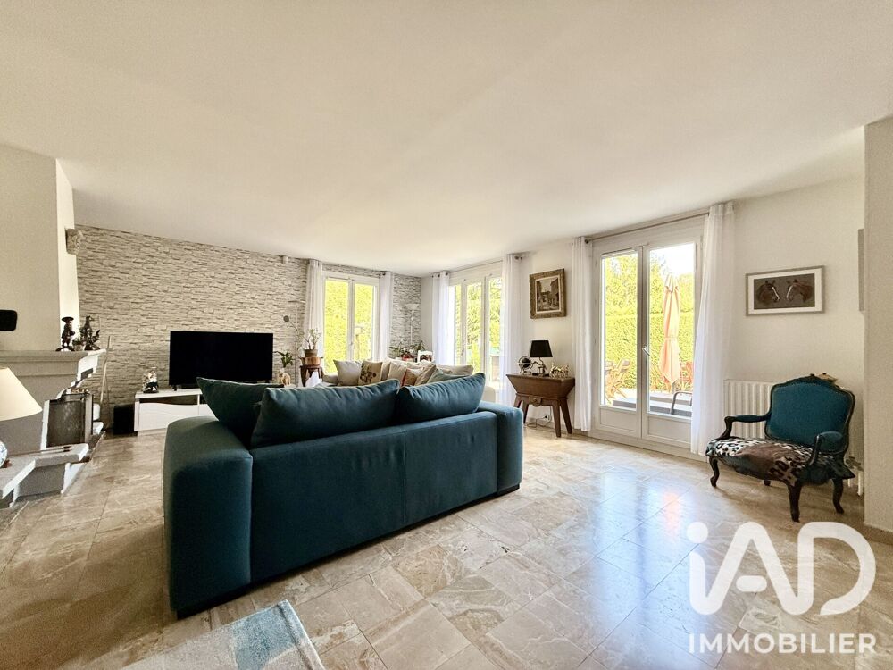 Vente Maison Vente Maison/villa 8 pièces Villecresnes