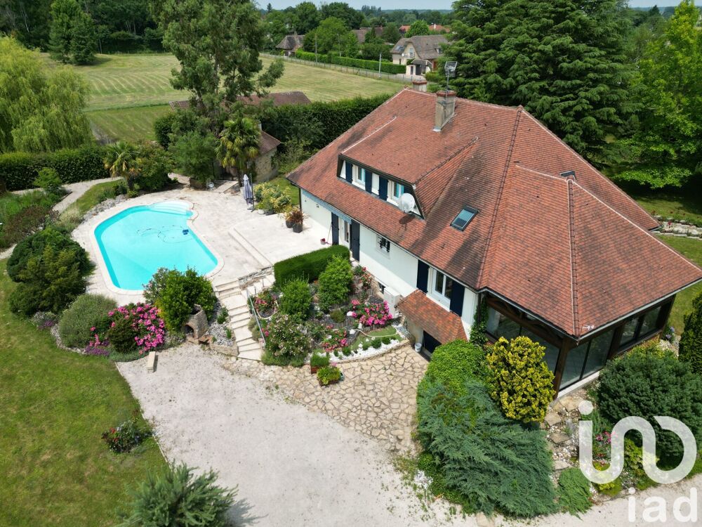 Vente Maison Vente Domaine 8 pièces Mervans