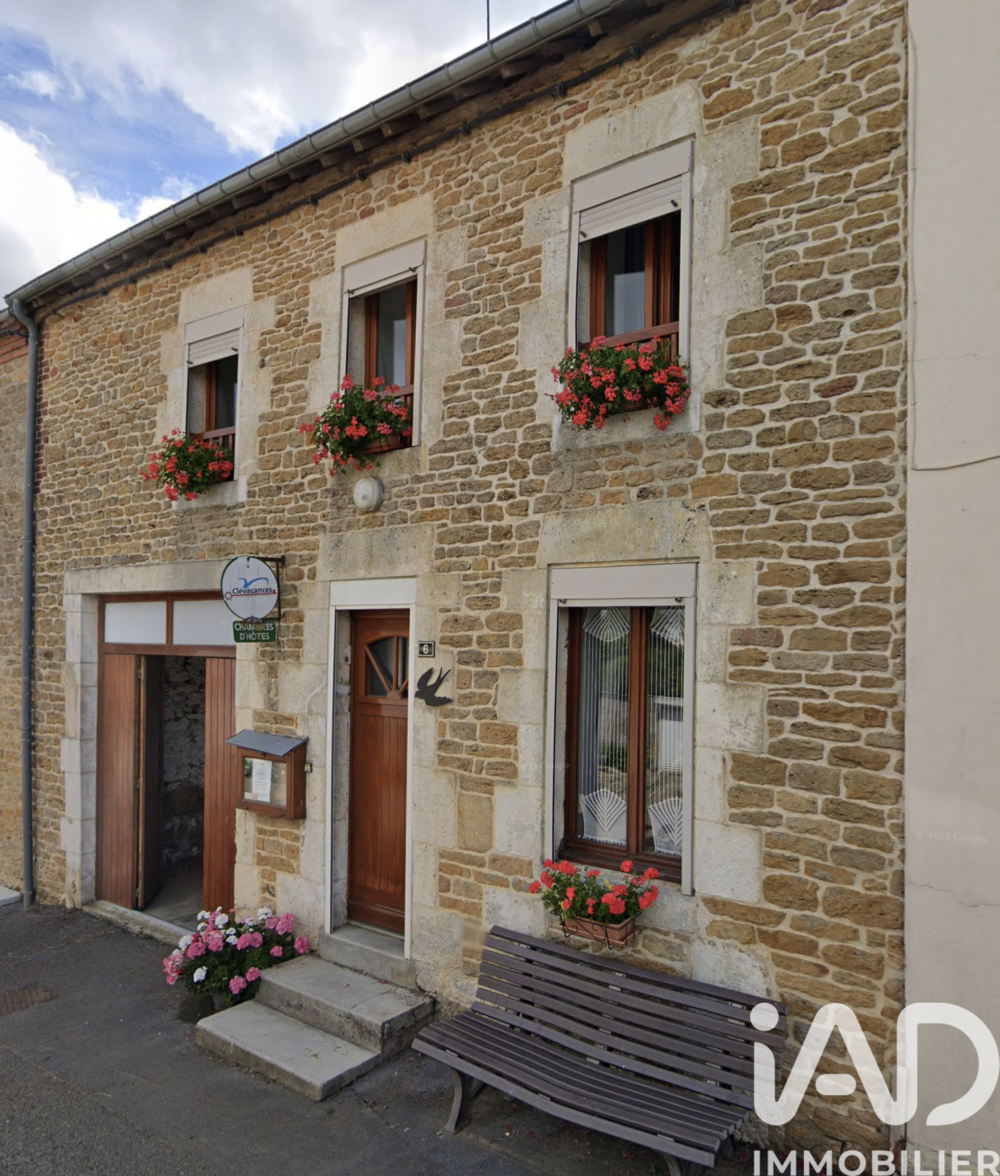 Maison 5 pièces 156 m² · à Girondelle · 156 m² · 80 000 €