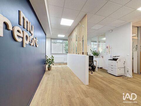 iad France - Yoann Blestel () vous propose : Yoann BL... 2200000 75011 Paris