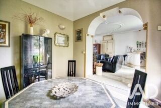  Maison à vendre 10 pièces 234 m²