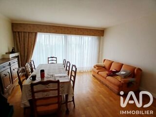  Appartement à louer 5 pièces 117 m²