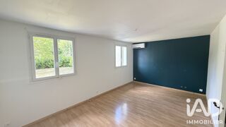 Maison à louer 7 pièces 200 m²