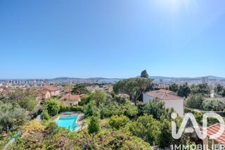  Maison à vendre 8 pièces 253 m²