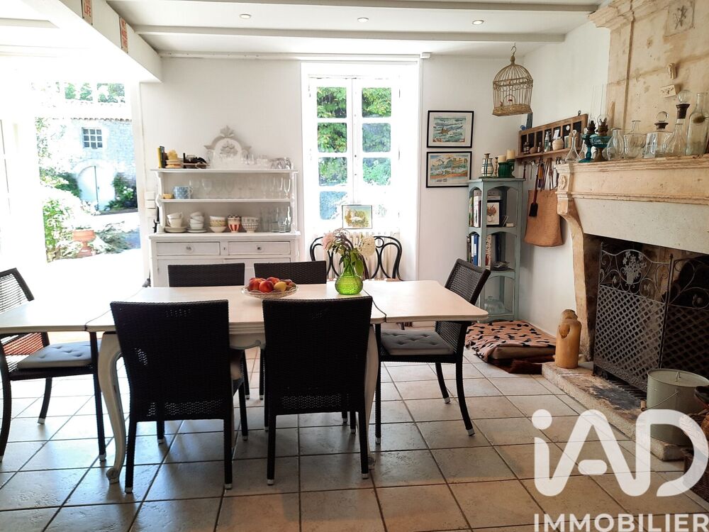 à vendre  Maison Gensac-la-Pallue (16130)
