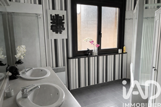  Appartement � vendre 5 pi�ces 139 m�