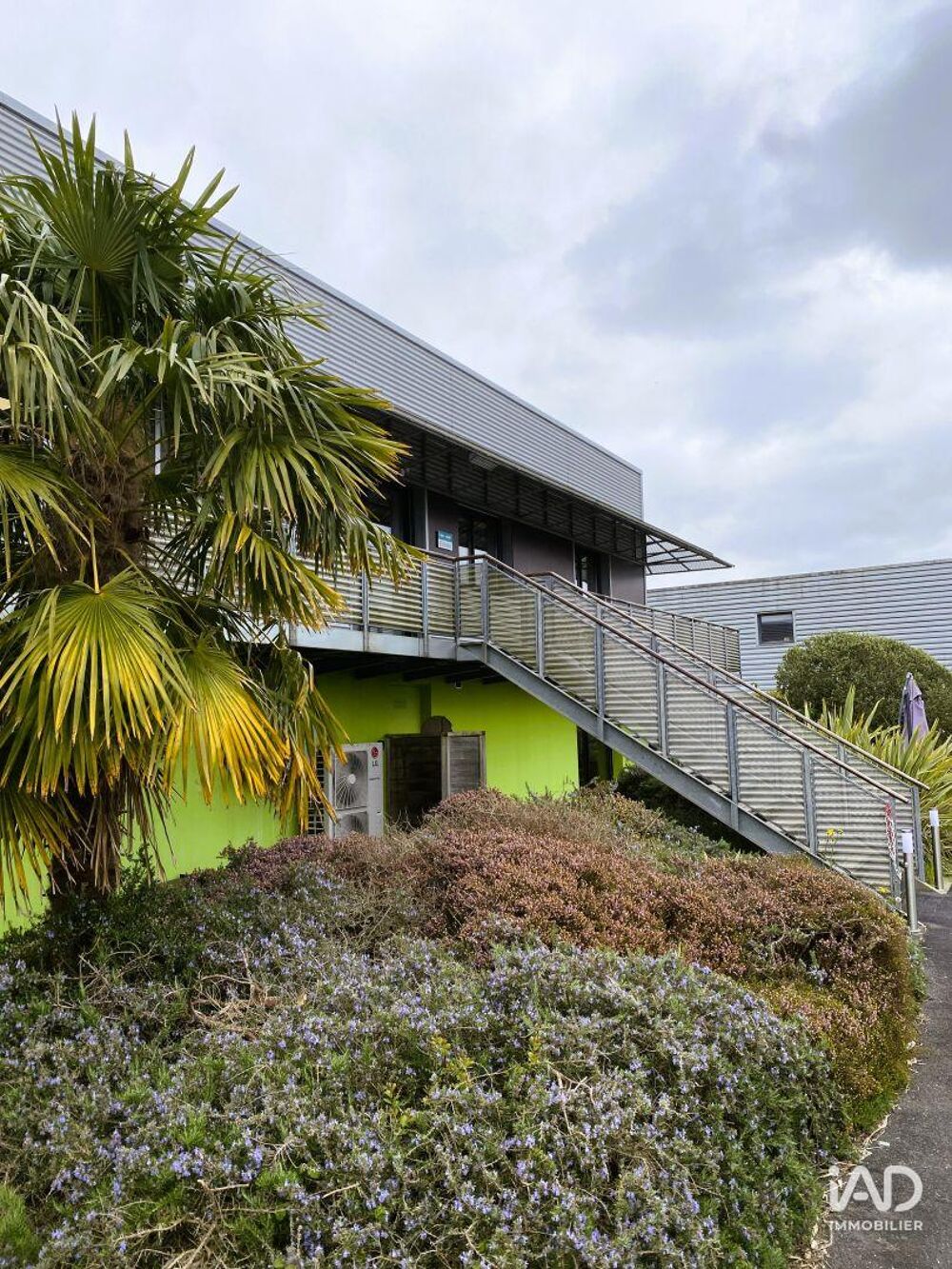   Vente Bureaux 335 m&sup2; Le faou