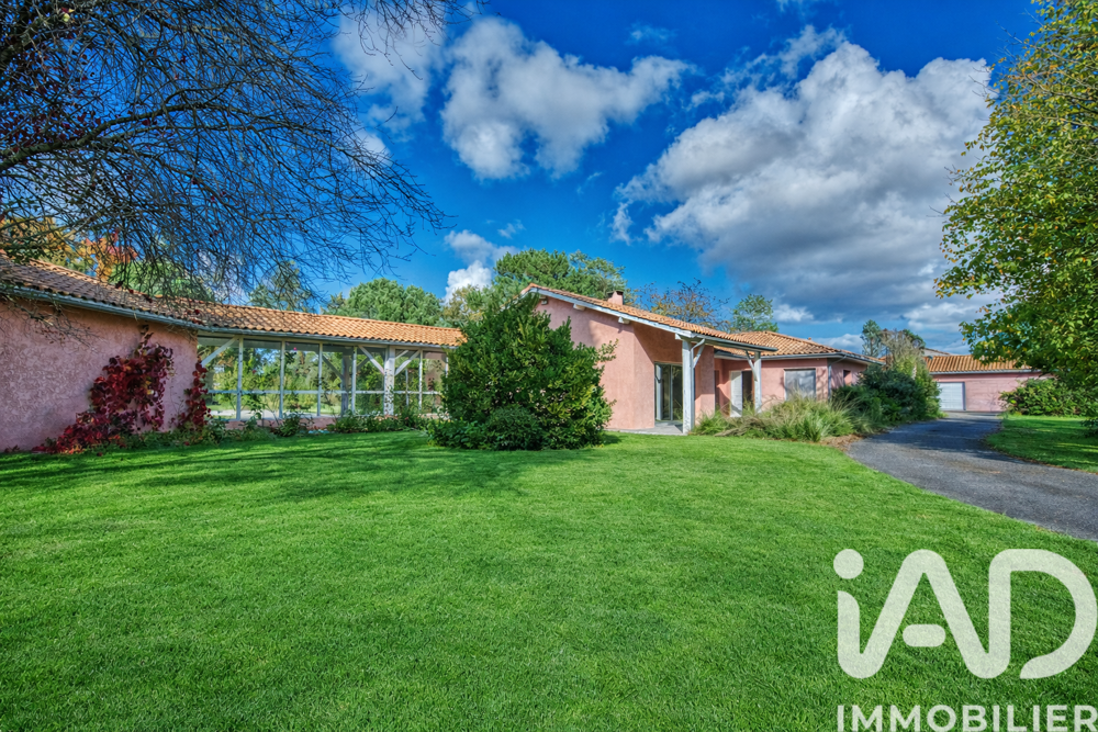 vente Maison - 6 pi�ce(s) - 160 m� M�rignac (33700)