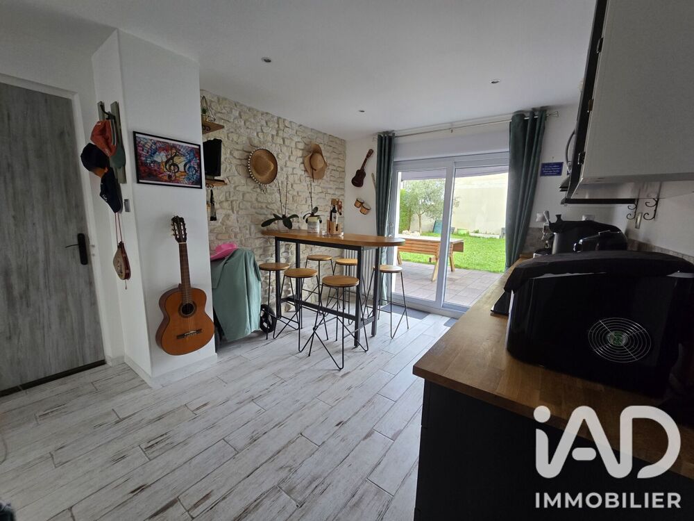 Vente Maison Vente Maison traditionnelle 6 pièces La rochelle