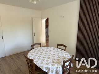  Maison à louer 6 pièces 166 m²
