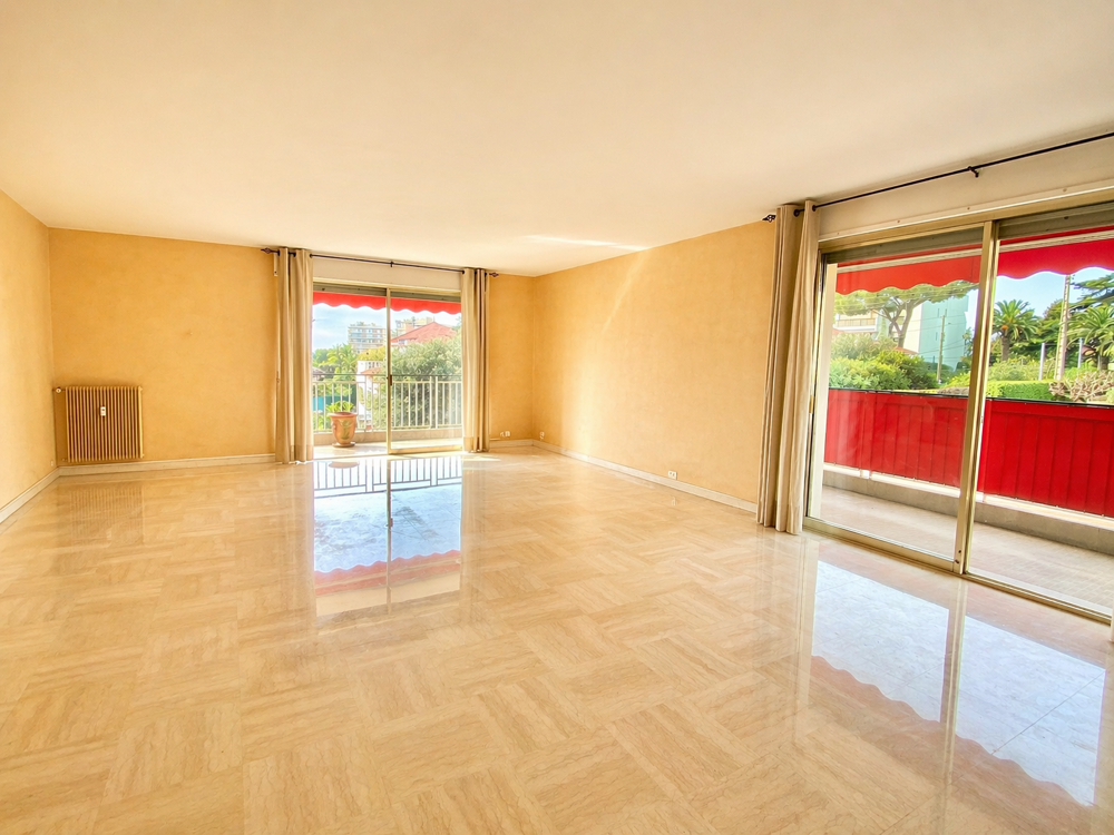 Vente Appartement Appartement 3 pièces avec vue, 115 m2, Antibes Antibes