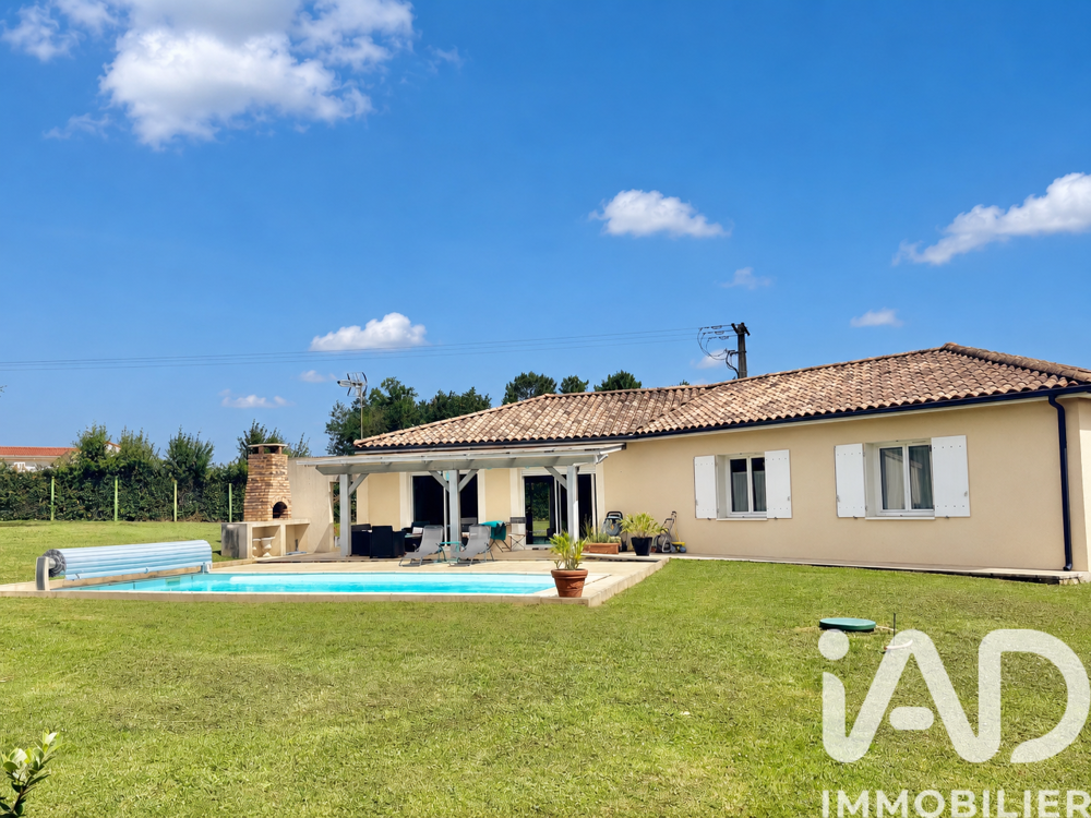 Vente Maison Vente Maison traditionnelle 7 pièces Boisredon