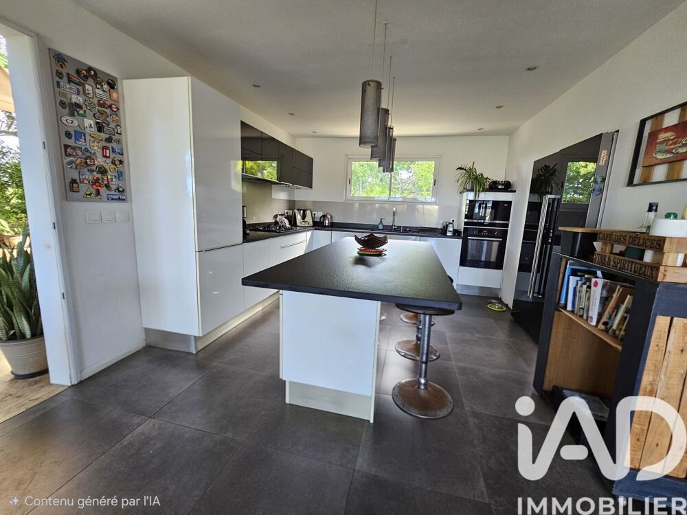 Vente Maison Vente Maison d'architecte 5 pièces Saint-gilles-les-bains
