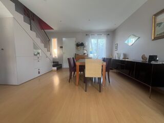  Maison à louer 5 pièces 127 m²