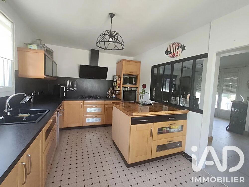 Vente Maison Vente Maison/villa 6 pièces Pont-sainte-marie