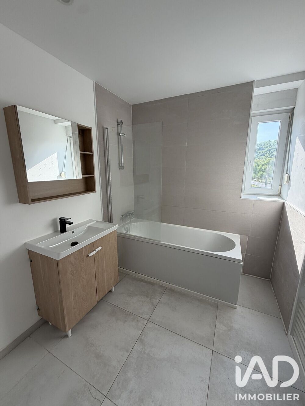 Vente Immeuble Vente Immeuble 200 m&sup2; Moyeuvre-grande
