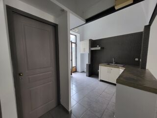  Immeuble � vendre 15 + pi�ces 360 m�