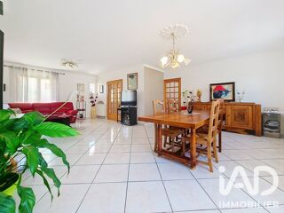 Vente Maison Vente Maison traditionnelle 7 pièces Gretz-armainvilliers