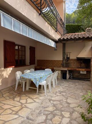  Maison  vendre 7 pices 205 m