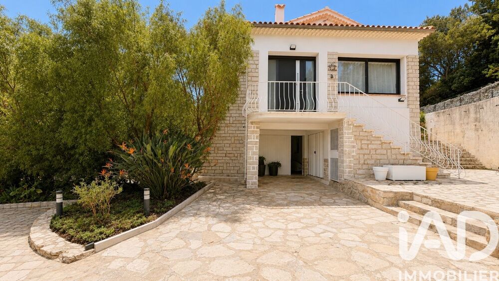 � vendre  Maison Carqueiranne (83320)