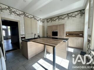  Maison à vendre 8 pièces 215 m²
