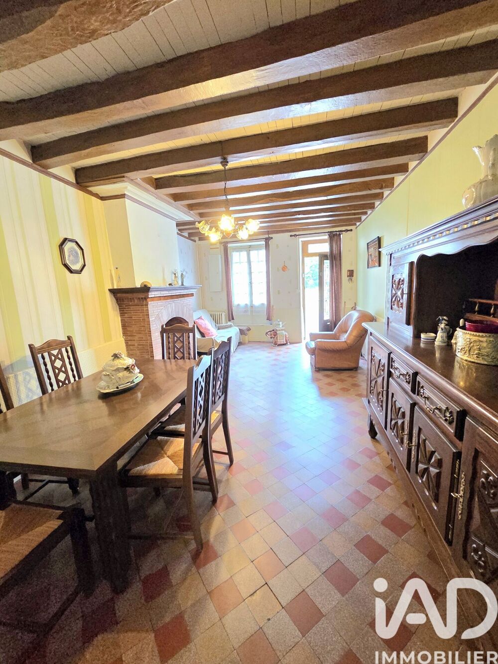 Vente Maison Vente Maison de village 2 pièces Lussac-les-Églises