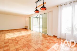  Maison à louer 7 pièces 148 m²