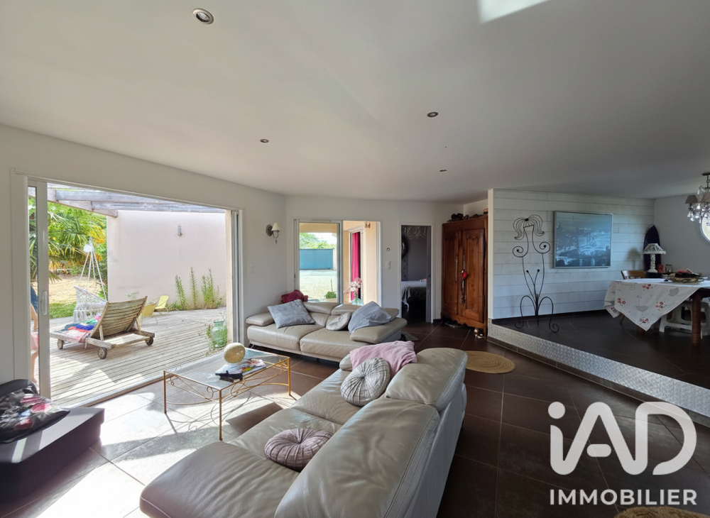 Vente Maison Vente Maison/villa 6 pièces Mornac