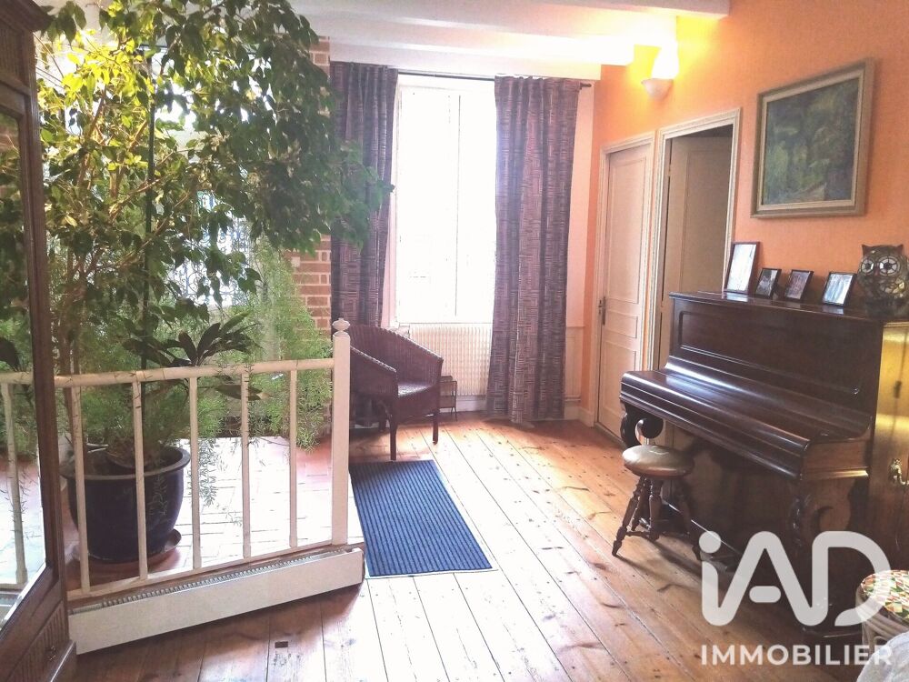 Vente Maison Vente Maison de ville 11 pièces Surgères