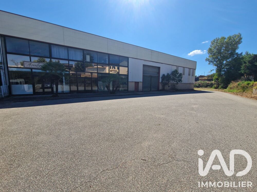   Vente Boutique/Local commercial 2 576 m&sup2; 