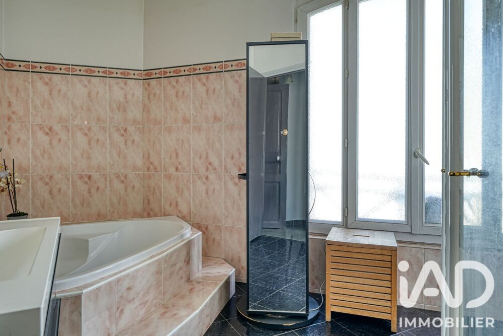 à vendre  Maison Suresnes (92150)
