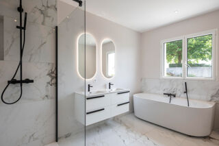  Maison à vendre 7 pièces 236 m² Saint-jean-de-moirans