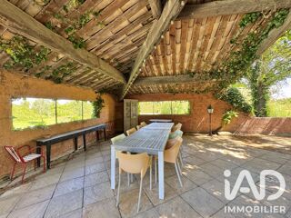  Maison à vendre 15 + pièces 750 m²