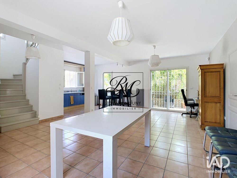   Location Local d'activités 147 m&sup2; 