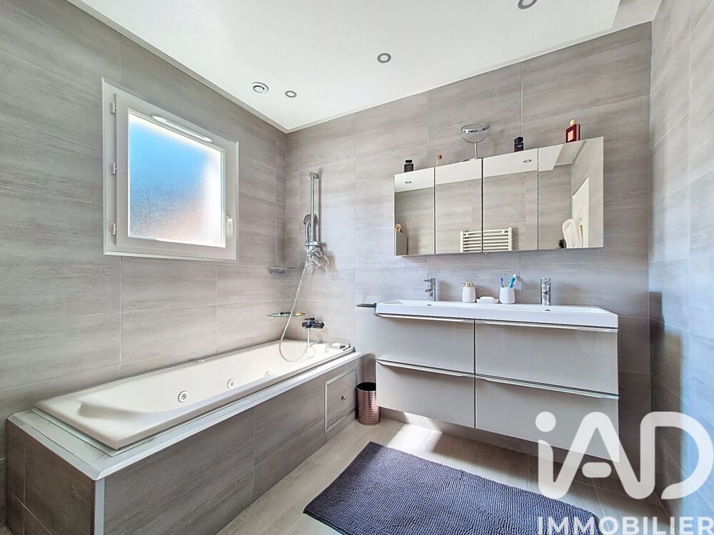Vente Maison Vente Maison/villa 5 pièces Vals-près-le-puy