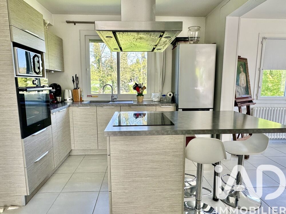 Vente Maison Vente Maison/villa 9 pièces Saint-yrieix-la-perche