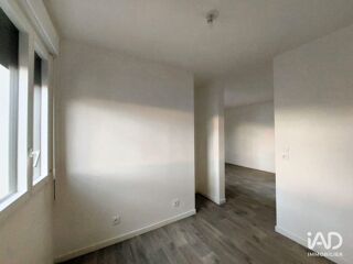  Appartement à louer 4 pièces 81 m²