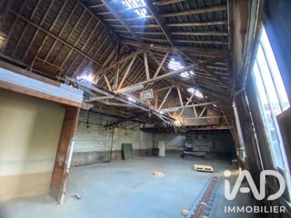  Parking / Garage à vendre 400 m²