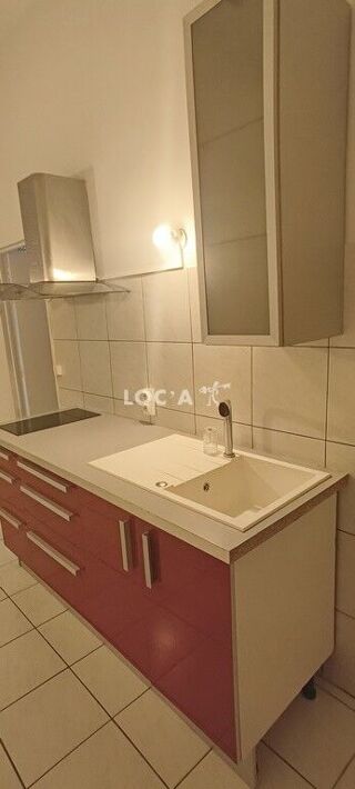  Appartement à louer 1 pièce 32 m²
