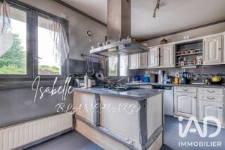  Maison à vendre 10 pièces 217 m²