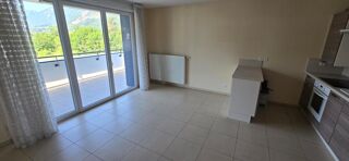  Appartement à louer 2 pièces 44 m²