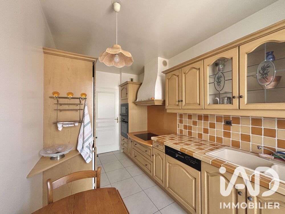 à vendre  Appartement Hyères (83400)