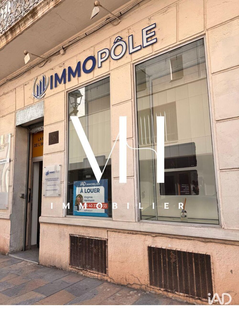   Location Boutique/Local commercial 110 m&sup2; 