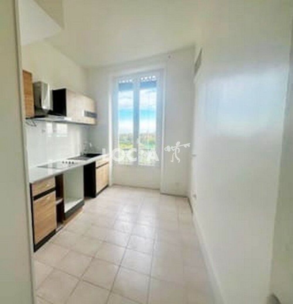 995 € CC / Mois - A SAISIR DE SUITE EN FACE DE LA DOUA ....