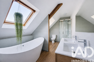  Maison à vendre 8 pièces 217 m²