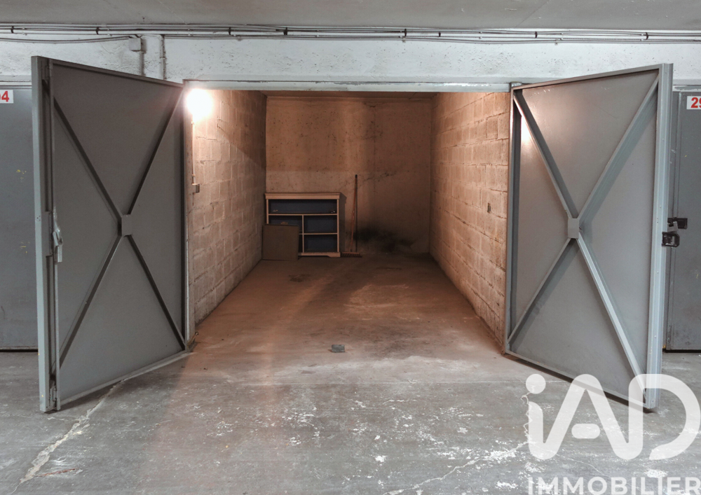 Vente Parking/Garage Vente Parking 13 m&sup2; Paris 18