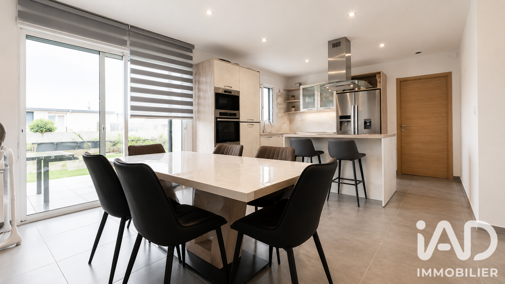 Vente Maison Vente Maison d'architecte 7 pièces Warcq