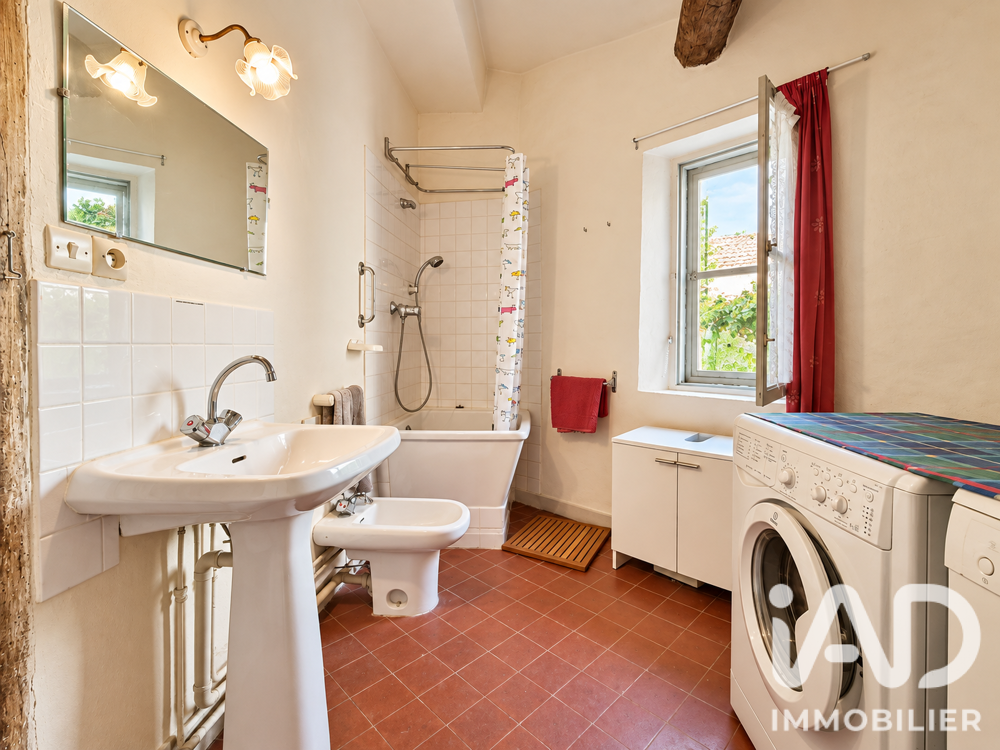à vendre  Maison Moustiers-Sainte-Marie (04360)